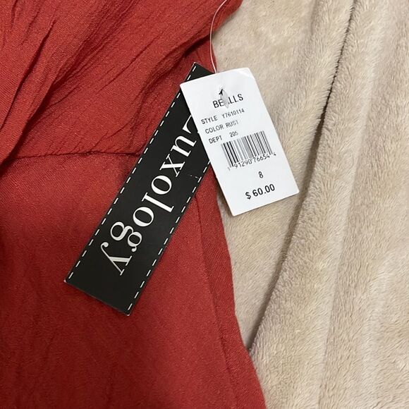 NWT- Luxology - 8 - Picture 9 of 9